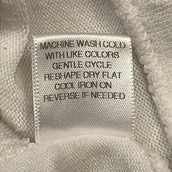 Studio Y White Knit Shrug - Picture 5 of 6